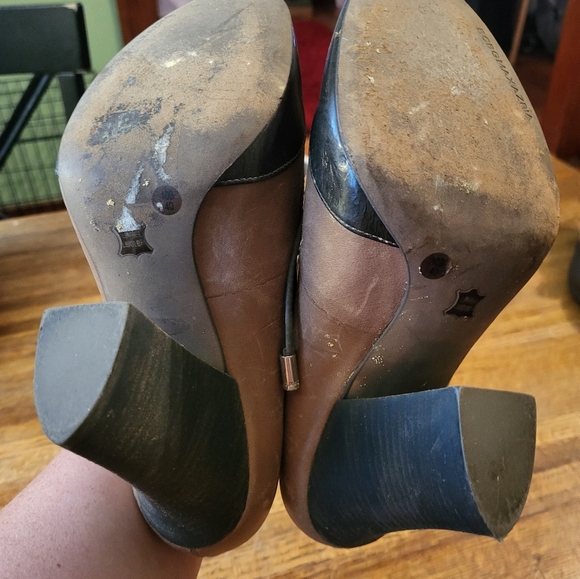 BCBG chunky lace up heels - Picture 5 of 5